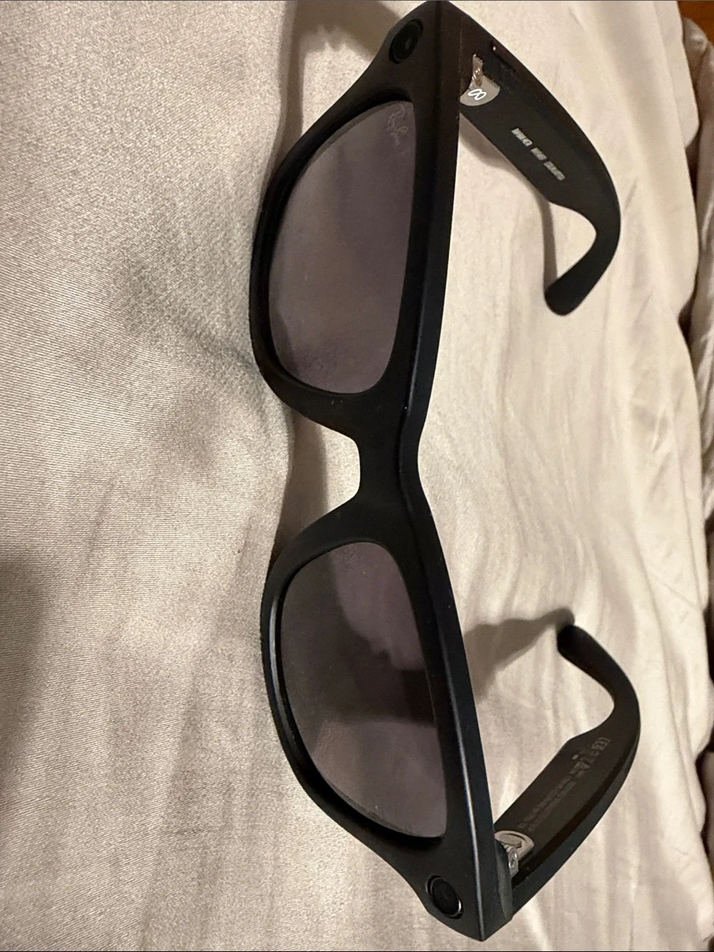 Ray-Ban Black Wayfarer Sunglasses with Brown Case